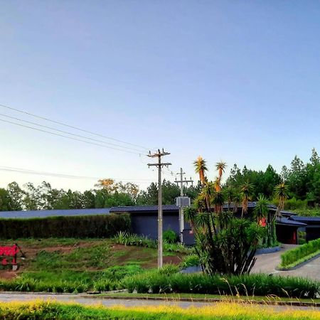 Luv Gardens Motel - Adults Only Кашиас-ду-Сул Экстерьер фото