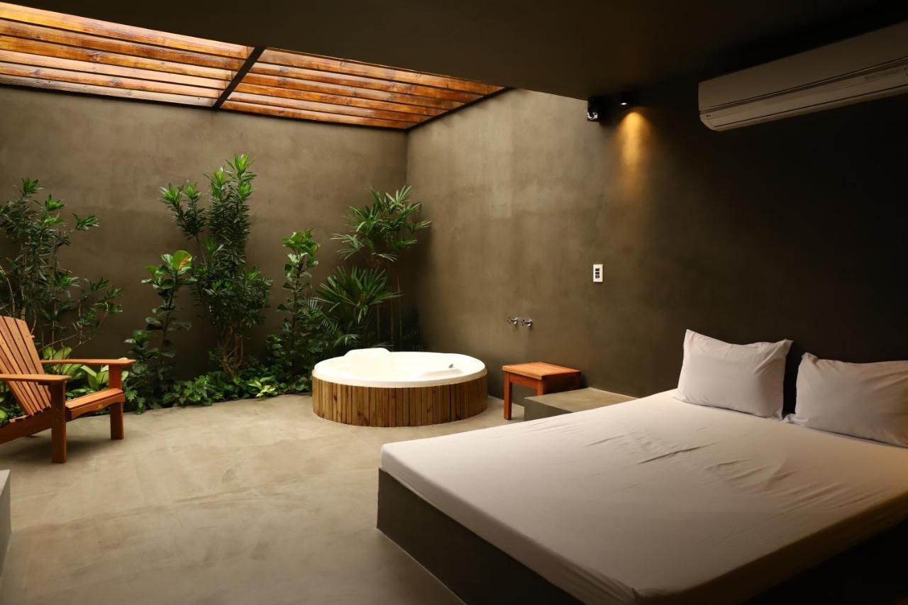 Luv Gardens Motel - Adults Only Кашиас-ду-Сул Экстерьер фото