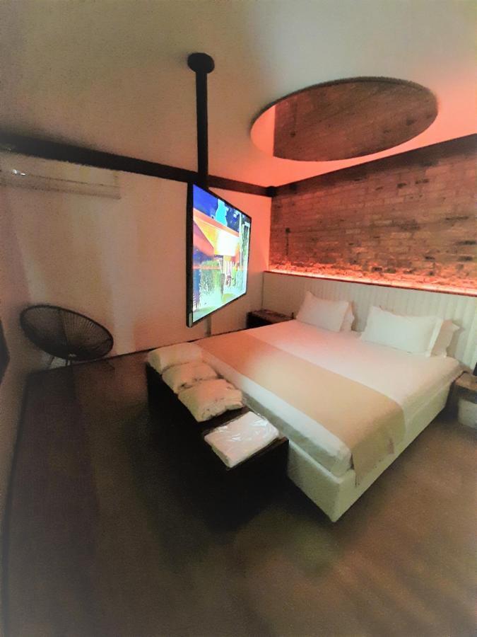 Luv Gardens Motel - Adults Only Кашиас-ду-Сул Экстерьер фото