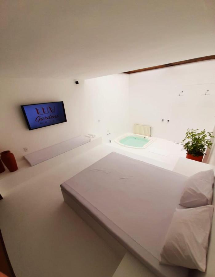 Luv Gardens Motel - Adults Only Кашиас-ду-Сул Экстерьер фото